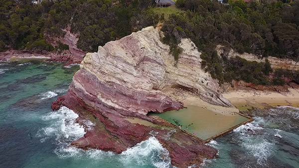 Eden rockpool Aslings beach NSW